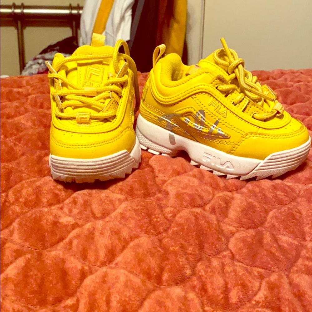 Yellow FILAS